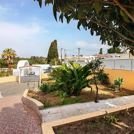 Cordeiro Feriehus Olhos de Agua (Albufeira)
